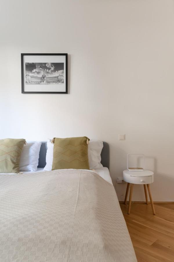 Absolute Ruhelage Im Zentrum Mit Parkplatz Apartment เวียนนา ภายนอก รูปภาพ