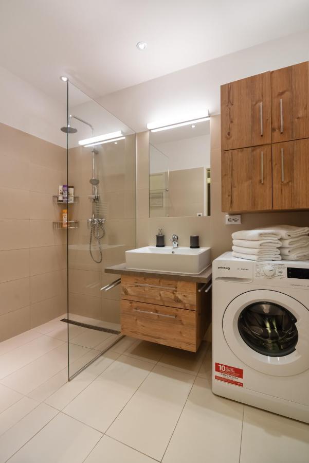 Absolute Ruhelage Im Zentrum Mit Parkplatz Apartment เวียนนา ภายนอก รูปภาพ