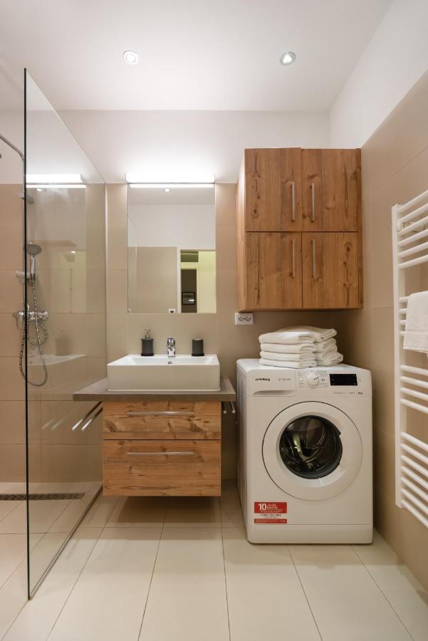 Absolute Ruhelage Im Zentrum Mit Parkplatz Apartment เวียนนา ภายนอก รูปภาพ