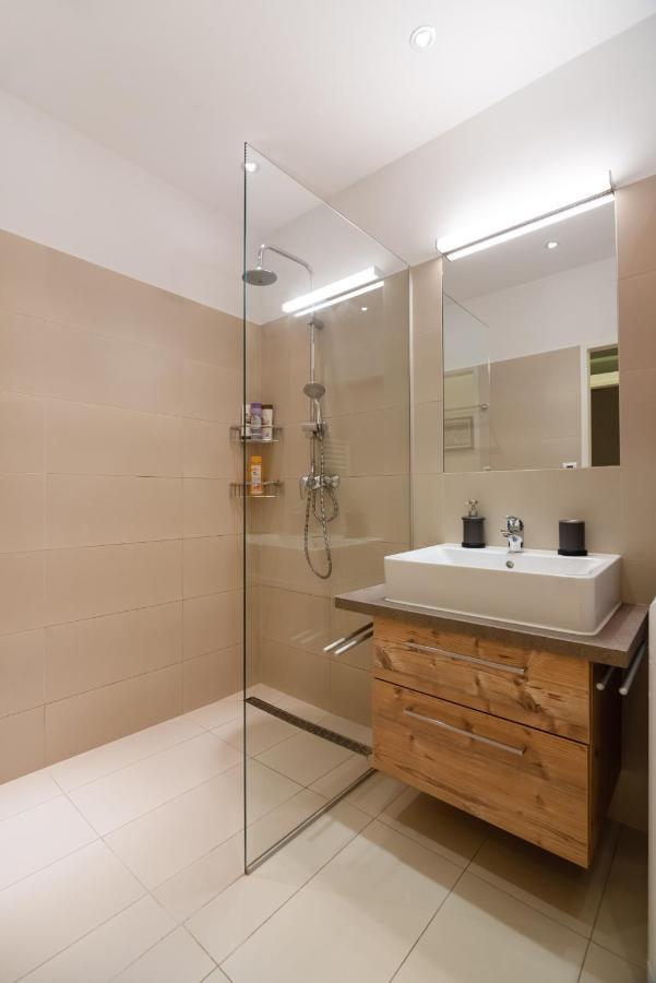 Absolute Ruhelage Im Zentrum Mit Parkplatz Apartment เวียนนา ภายนอก รูปภาพ